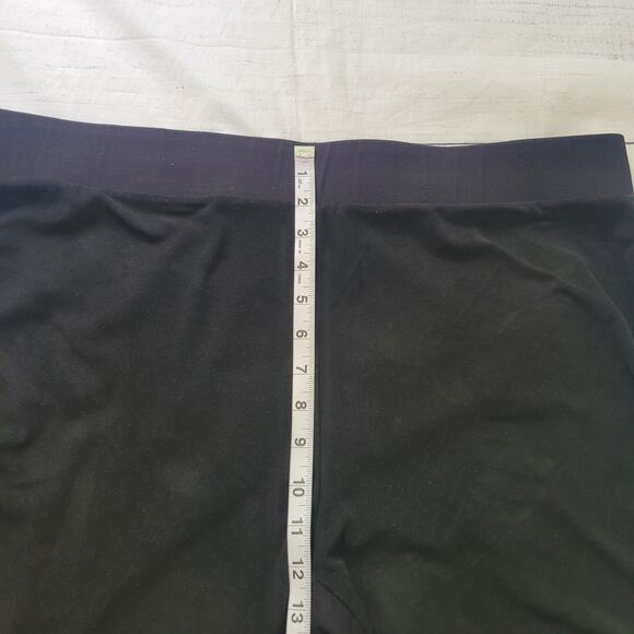 Torrid Size 3 Black Felt Front Pixie Pants Plus Career Office Stretch Pull On - Picture 3 of 7